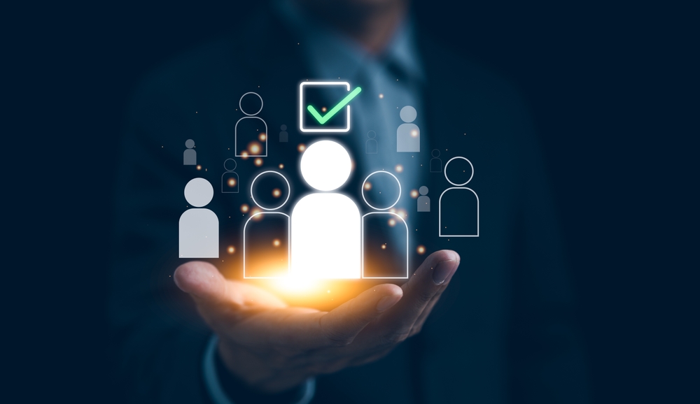 Should I Hire a Contractor or a Full-Time Employee?